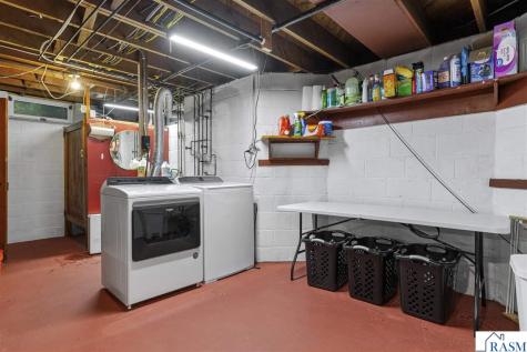 30 Wickersham Court Mankato MN 56001