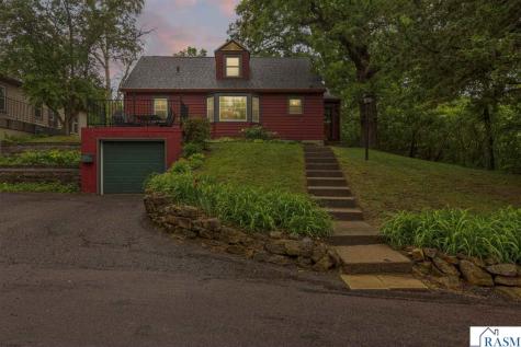 30 Wickersham Court Mankato MN 56001