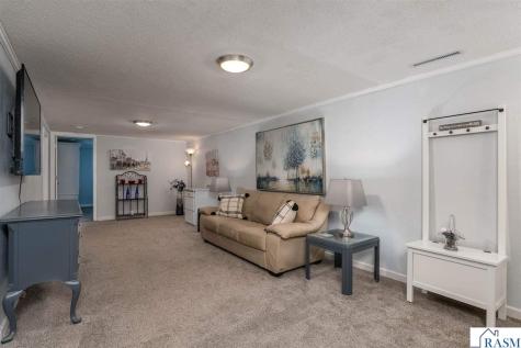 904 Mayvis Boulevard Mankato MN 56001