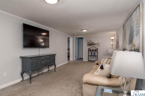 904 Mayvis Boulevard Mankato MN 56001
