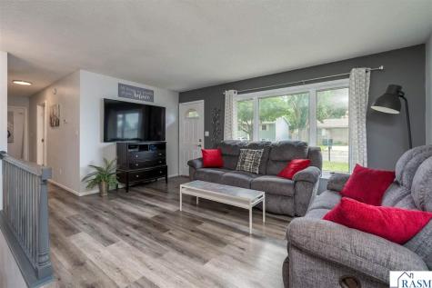904 Mayvis Boulevard Mankato MN 56001