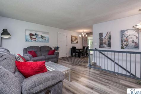 904 Mayvis Boulevard Mankato MN 56001