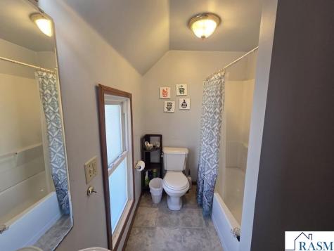 620 S Main Street Blue Earth MN 56013