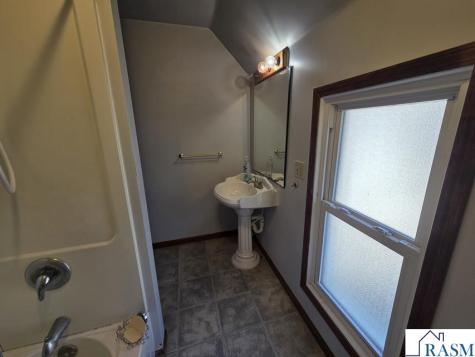 620 S Main Street Blue Earth MN 56013