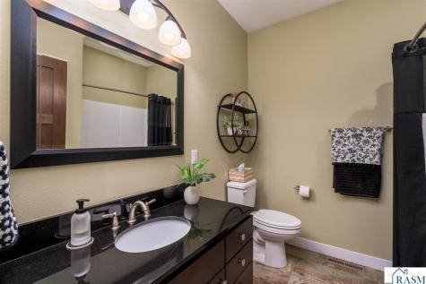 121 Grovebrook Drive Mankato MN 56001