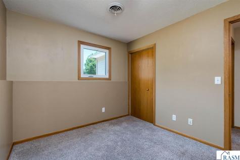1655 Valley View Drive North Mankato MN 56003