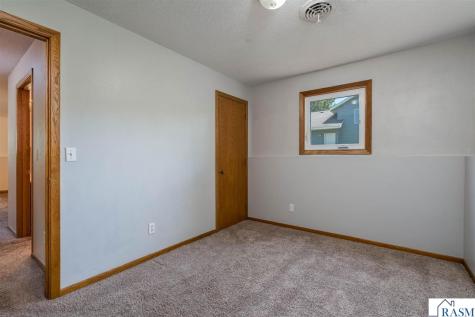 1655 Valley View Drive North Mankato MN 56003