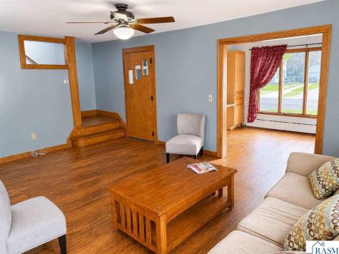208 SE 2nd Avenue Mapleton MN 56065
