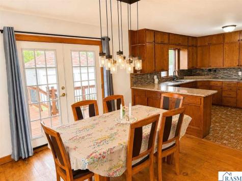 208 SE 2nd Avenue Mapleton MN 56065