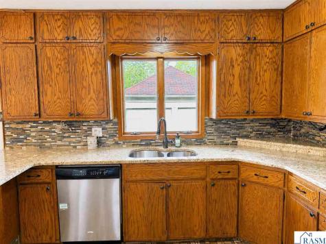 208 SE 2nd Avenue Mapleton MN 56065
