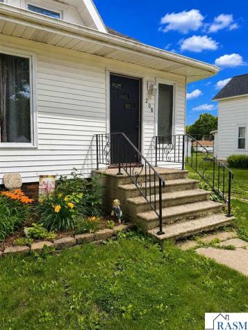 208 SE 2nd Avenue Mapleton MN 56065