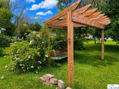 208 SE 2nd Avenue Mapleton MN 56065