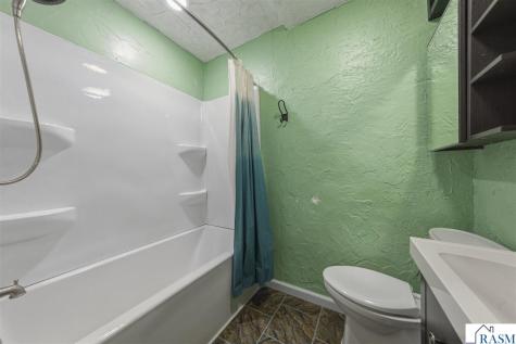 1617 N 4th Street Mankato MN 56001