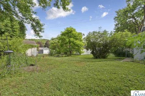 1617 N 4th Street Mankato MN 56001