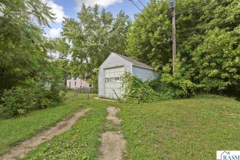 1617 N 4th Street Mankato MN 56001