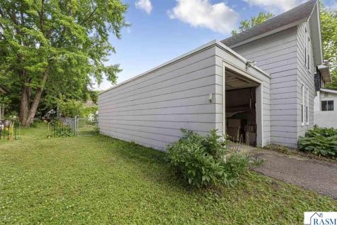 1617 N 4th Street Mankato MN 56001