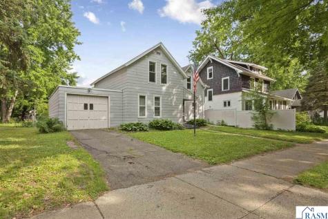 1617 N 4th Street Mankato MN 56001