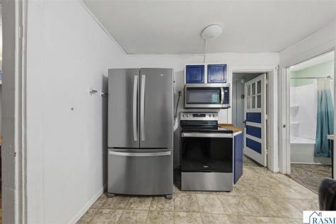 1617 N 4th Street Mankato MN 56001