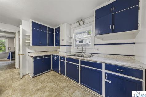 1617 N 4th Street Mankato MN 56001