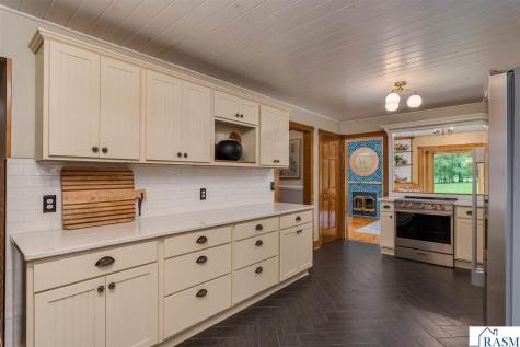 48194 Old River Bluff Road St. Peter MN 56082
