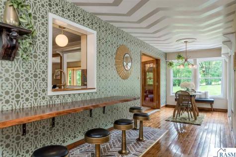 48194 Old River Bluff Road St. Peter MN 56082