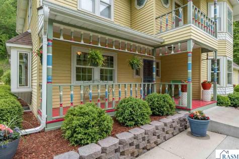 48194 Old River Bluff Road St. Peter MN 56082