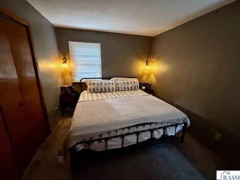 312 W Jefferson Avenue St. Peter MN 56082