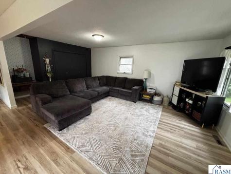 312 W Jefferson Avenue St. Peter MN 56082