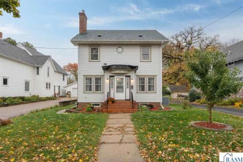 805 Baker Avenue Mankato MN 56001