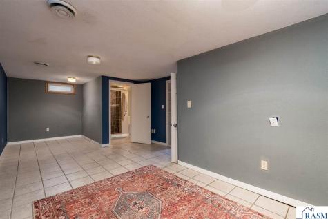 805 Baker Avenue Mankato MN 56001
