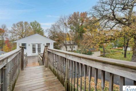 805 Baker Avenue Mankato MN 56001