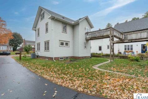 805 Baker Avenue Mankato MN 56001