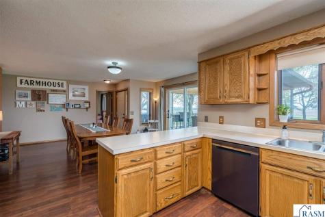62277 142nd Street Mapleton MN 56065