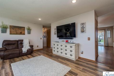 62277 142nd Street Mapleton MN 56065