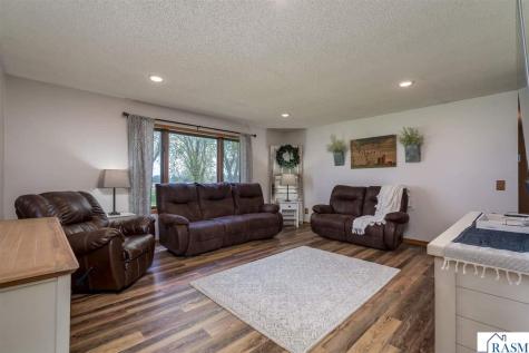 62277 142nd Street Mapleton MN 56065