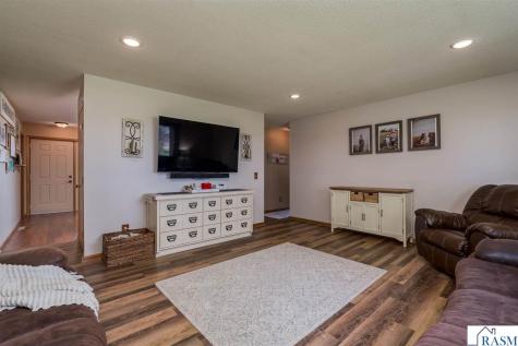 62277 142nd Street Mapleton MN 56065
