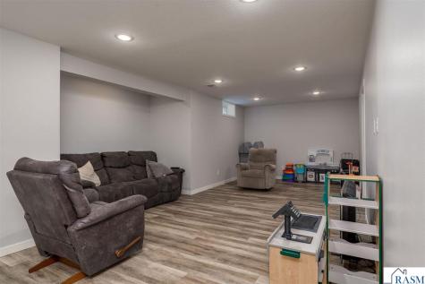62277 142nd Street Mapleton MN 56065