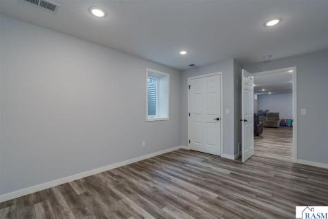 62277 142nd Street Mapleton MN 56065