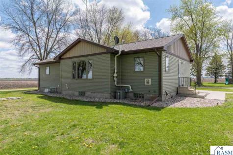 62277 142nd Street Mapleton MN 56065