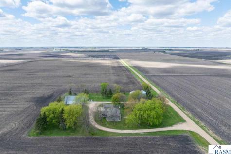 62277 142nd Street Mapleton MN 56065