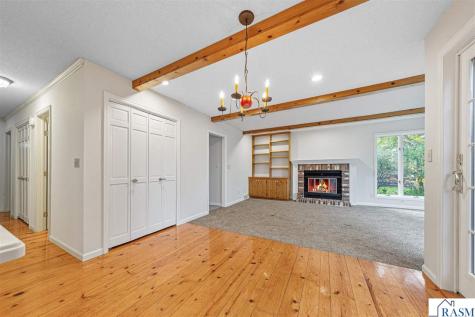1029 Oak Terrace Drive North Mankato MN 56003-3424