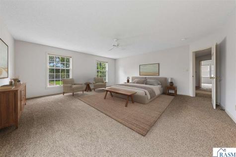 1029 Oak Terrace Drive North Mankato MN 56003-3424