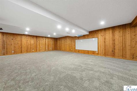 1029 Oak Terrace Drive North Mankato MN 56003-3424