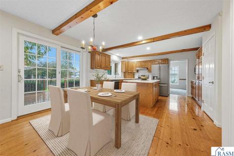 1029 Oak Terrace Drive North Mankato MN 56003-3424