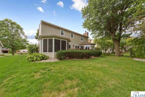 1029 Oak Terrace Drive North Mankato MN 56003-3424