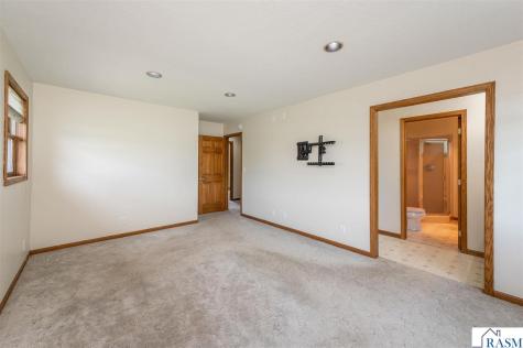 752 Blue Earth Street Lake Crystal MN 56055
