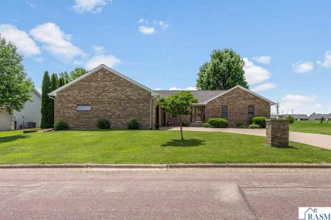 752 Blue Earth Street Lake Crystal MN 56055