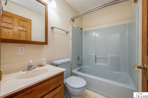 752 Blue Earth Street Lake Crystal MN 56055