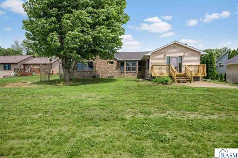 752 Blue Earth Street Lake Crystal MN 56055