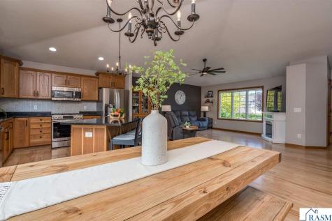 221 Pebble Creek Drive Mankato MN 56001